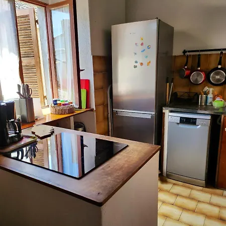 Maison Confortable A Avec Terrasse Et Jardin Сasa de vacaciones