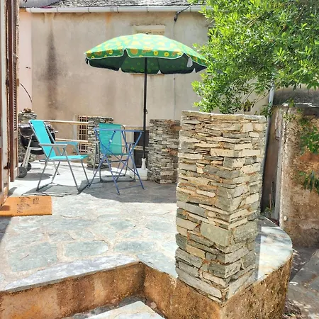 Maison Confortable A Avec Terrasse Et Jardin Rogliano